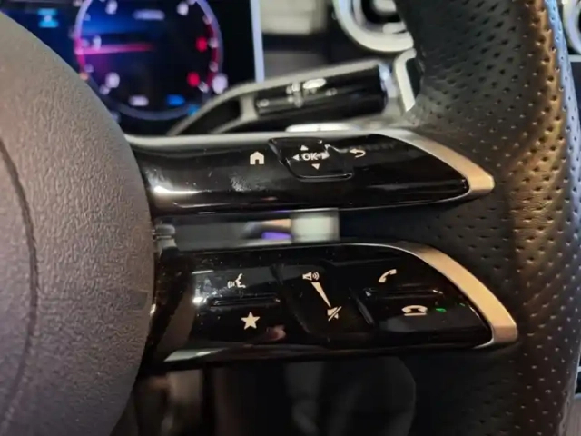Mercedes Classe C 220 d berline amg lin — photo 17