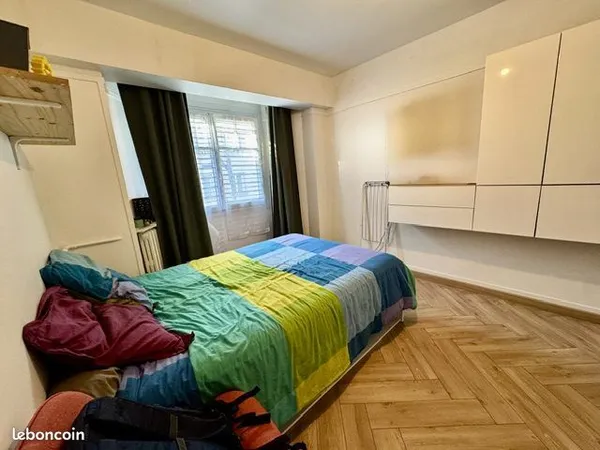 Studio 1 pièce 23 m²