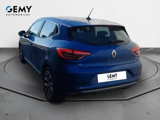 Renault Clio e-tech 140 - 21n — photo 7