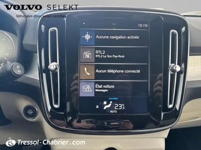 Volvo Xc40 d3 adblue 150 ch geartronic 8 momentum — photo 22