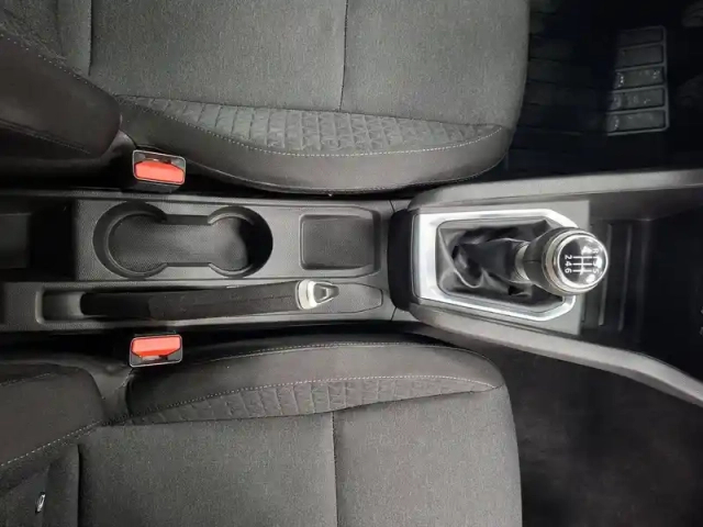 Renault Clio blue dci 85 — photo 30