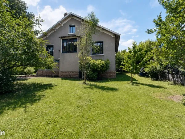 Maison 5 pièces 144 m²