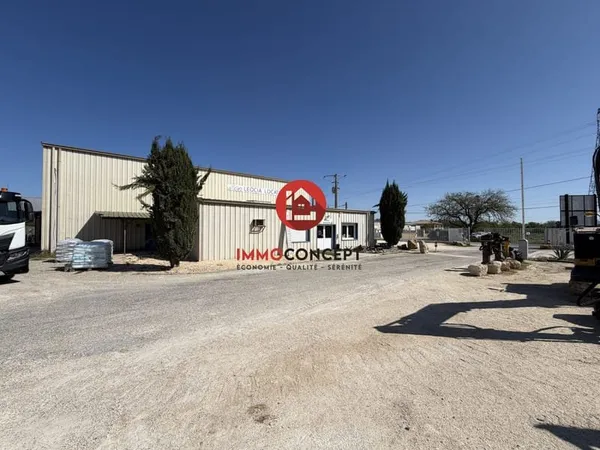 Immobilier Professionnel à vendre Laudun-l'Ardoise