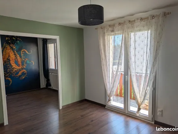 Appartement T4 Faverges centre