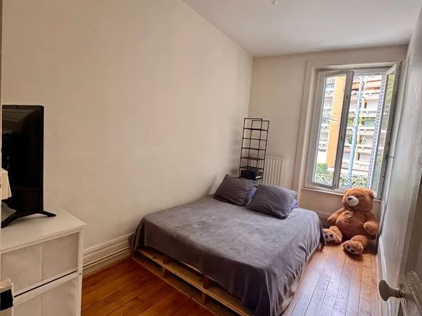 🚨 Coloc à Villeurbanne - Chambre dispo 🚨