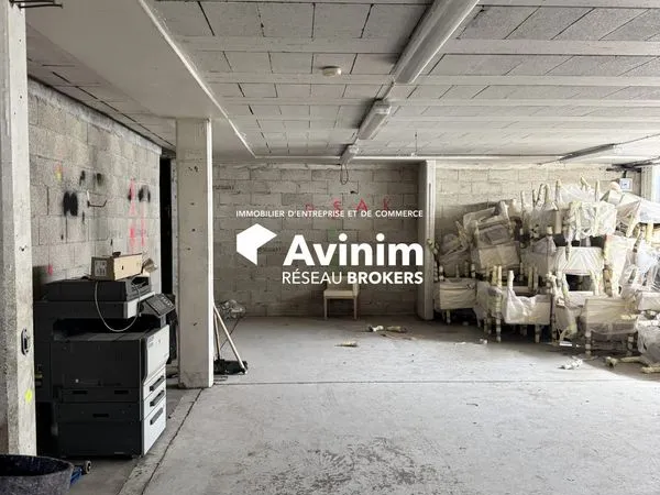 Entrepôt 300 m² Nanterre