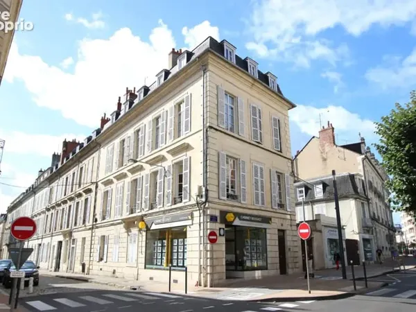 Investissement locatif, immeuble de rapport.