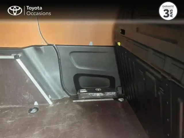 Toyota Proace city electric medium 50 kwh dynamic — photo 12