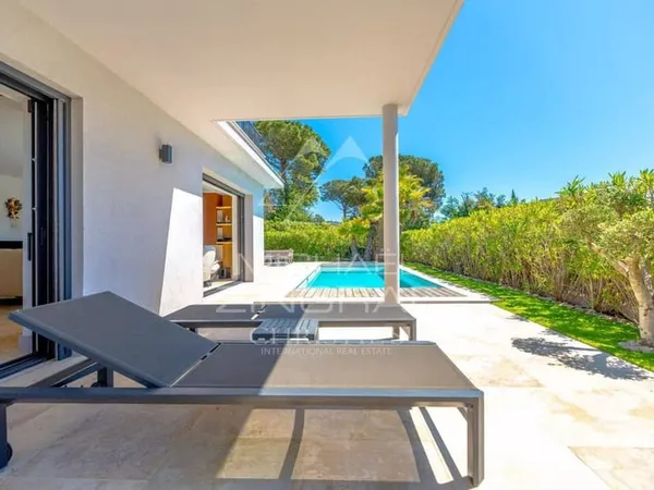 Villa 293 m²