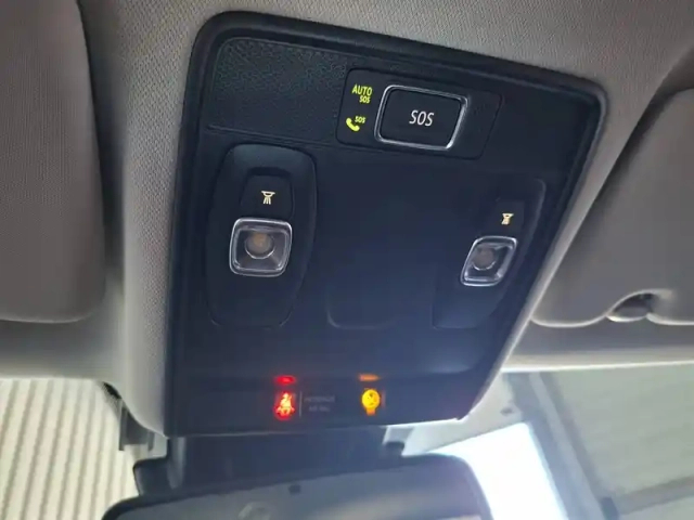 Renault Captur blue dci 95 — photo 40