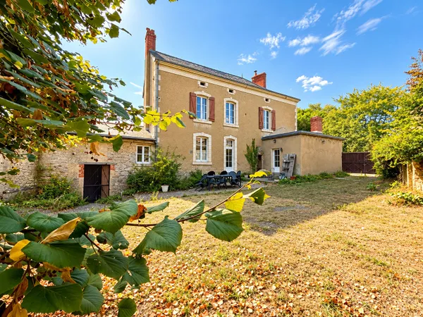 Maison ancienne de 5 pièces à vendre à Bellevigne en Layon - Faveraye-Mâchelles