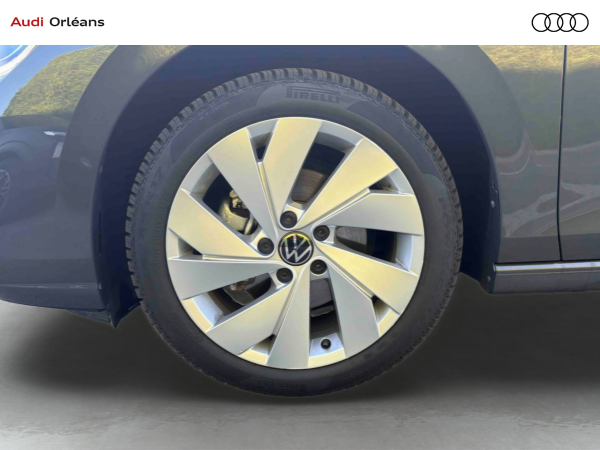 Volkswagen Golf 1.5 eTSI EVO2 116 DSG7 — photo 16