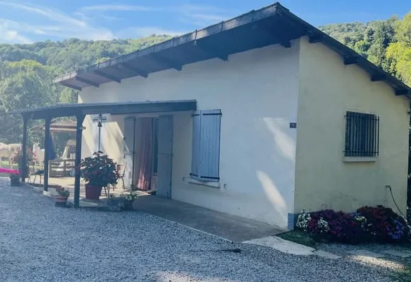 Résidence secondaire terrain 4920m² avec rivière