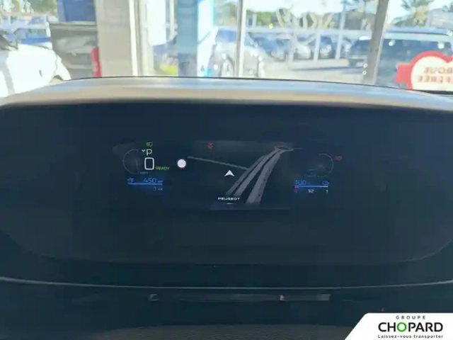 Peugeot 408 electrique 58 kwh 210ch — photo 40