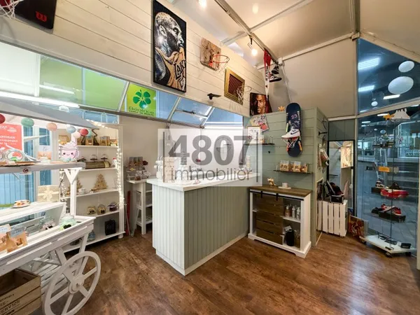 Local industriel 21 m²