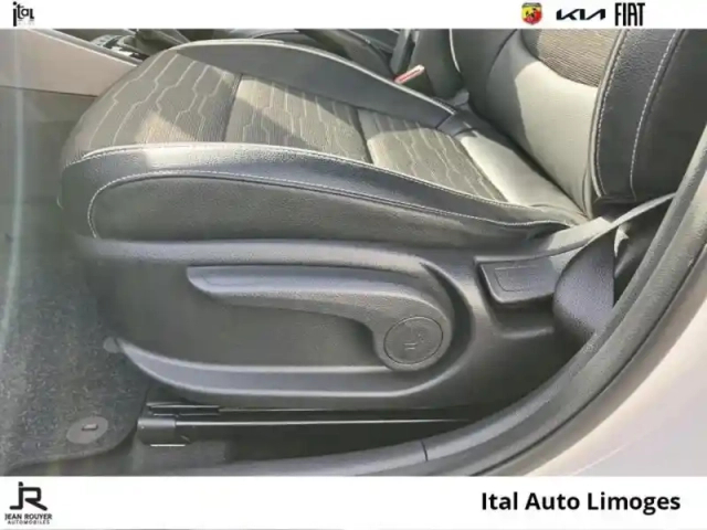 Kia Stonic 1.0 t-gdi 100ch gt line dct7 — photo 12