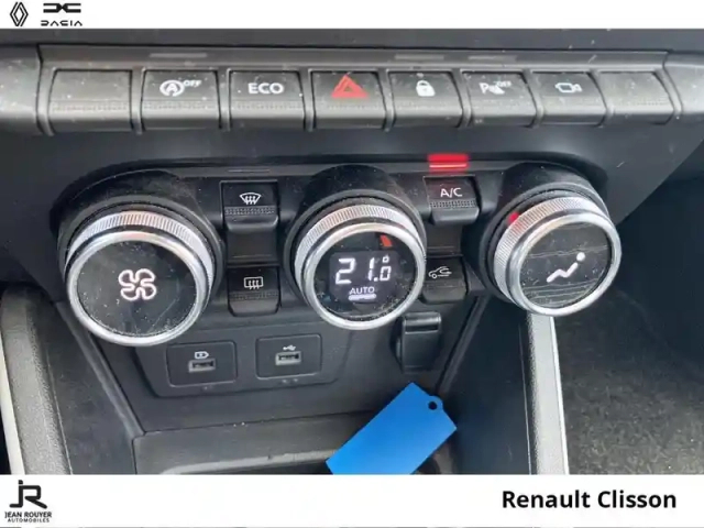 Dacia Duster 1.5 blue dci 115ch prestige 4x2 — photo 15