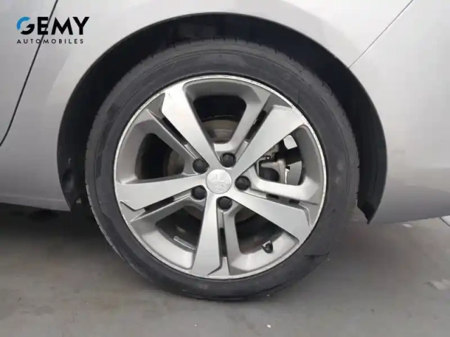 Peugeot 308 sw puretech 130ch s&amp;s eat8 — photo 34