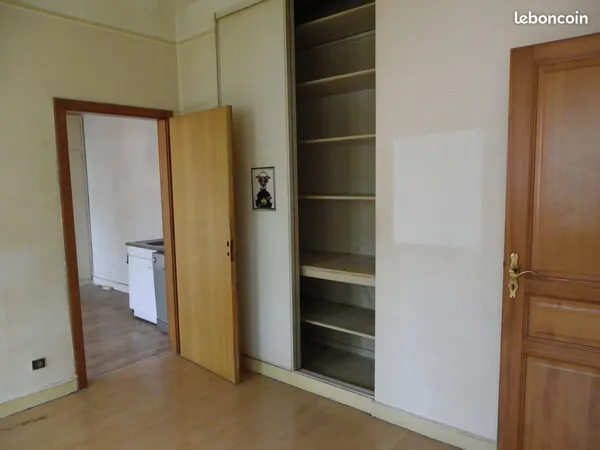 6 Pièces · 95 m² Quartier Centre touristique appartement 3 chambres + séjour lumineux ensoleillé tou