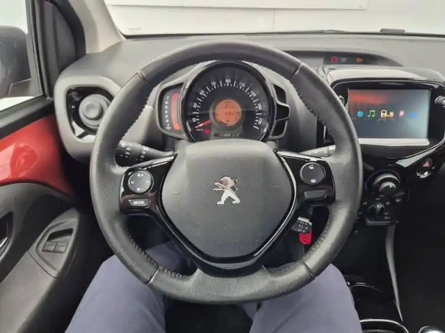 Peugeot 108 vti 72ch s&amp;s bvm5 — photo 16