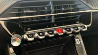 Peugeot 208 1.2 Hybrid 100ch Style e-DCS6 — photo 27