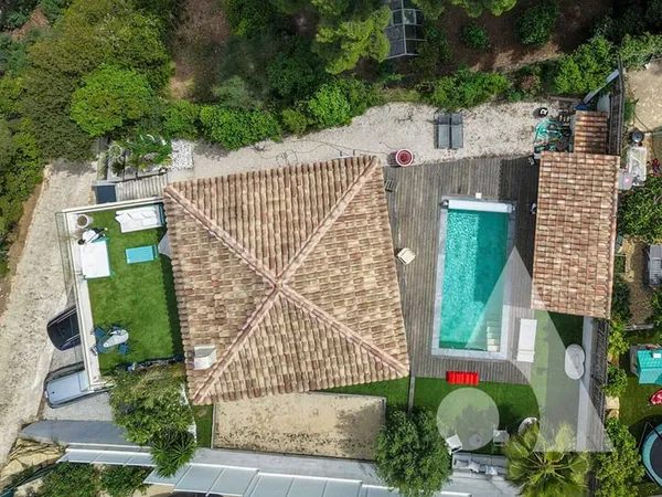 Maison 6 pièces 160 m²
