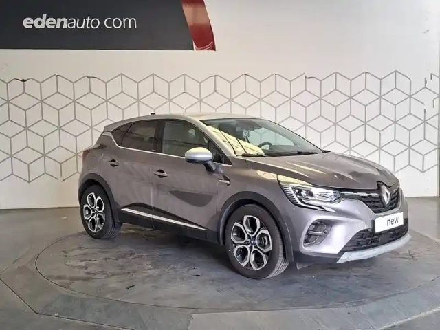 Renault Captur e-tech plug-in 160 - 21 — photo 4