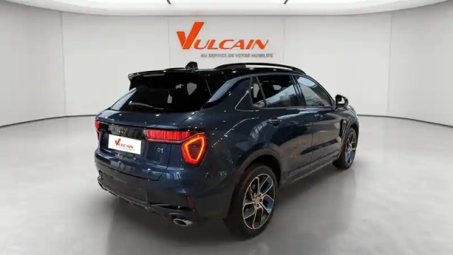 Lynk&Amp;Co 01 1.5 phev 261 ch dcth7 — photo 10
