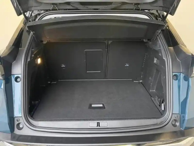 Peugeot 3008 1.2 puretech 130ch s&amp;s allure pack — photo 8