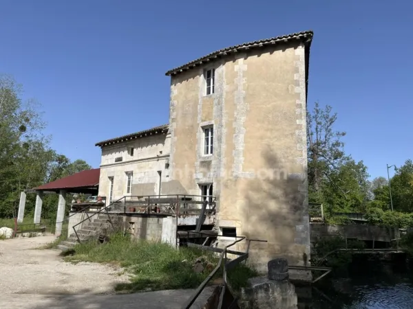 Propriété 5 pièces 170 m²