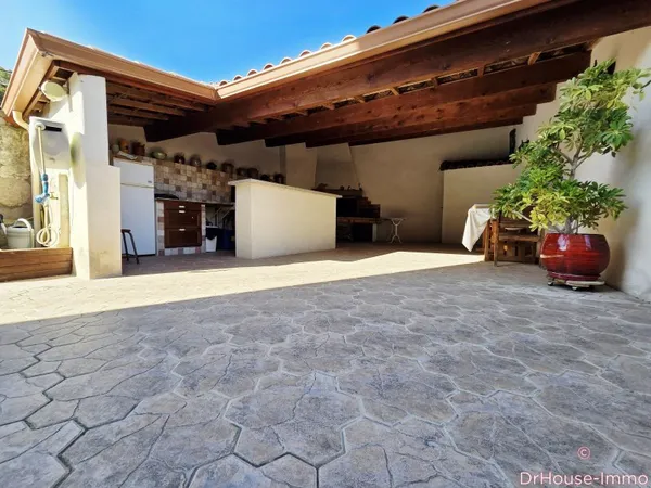 Maison 6 pièces 227m²