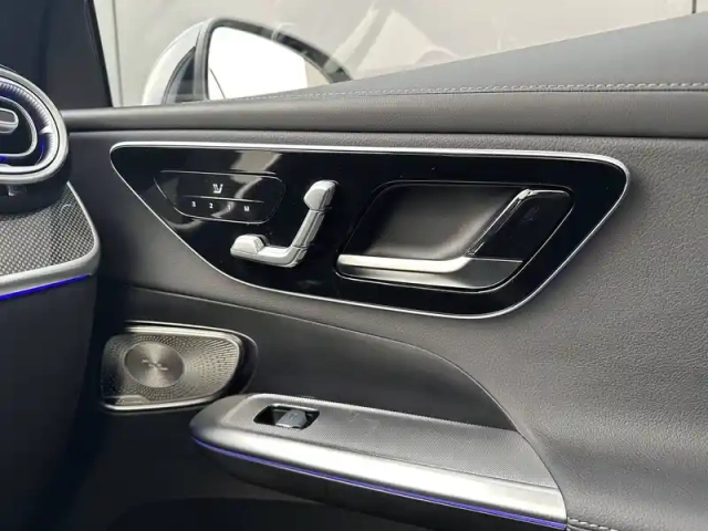Mercedes Glc 300 de hybrid eq 9g-tronic 4matic — photo 21