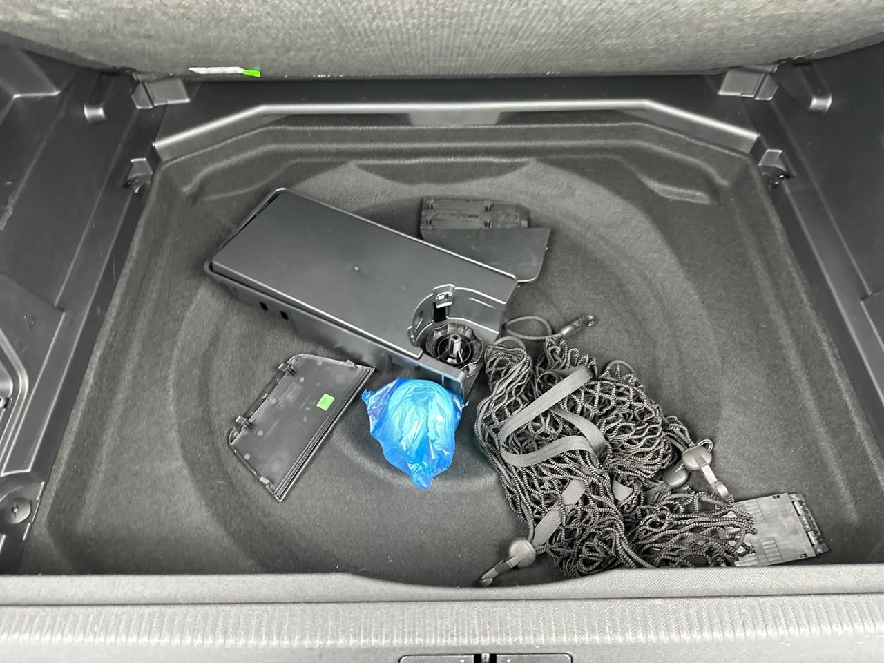 Peugeot 3008 puretech 130ch s&s eat8 allure pack — photo 36