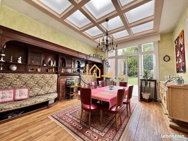 Propriété 8 pièces 300 m²