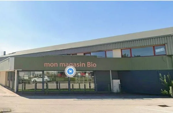 Local commercial 81 m²