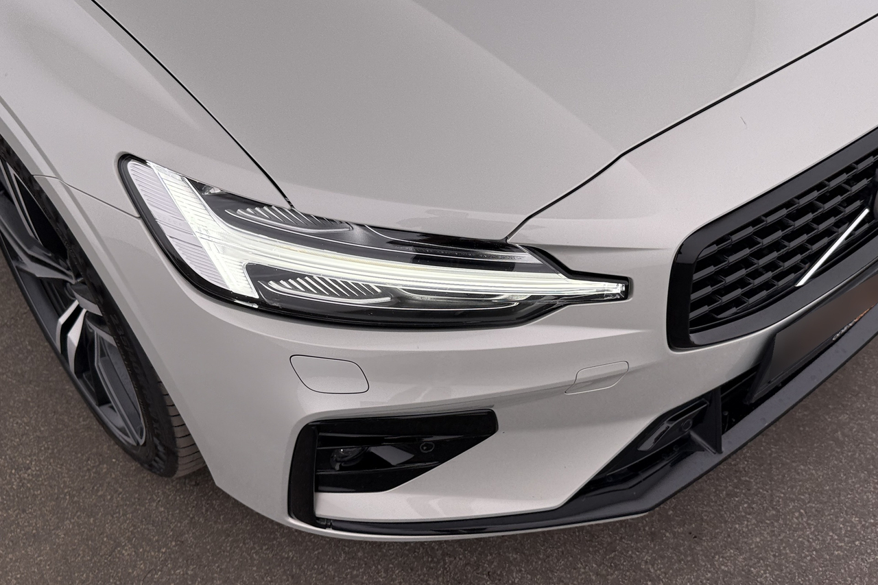 Volvo V60 — photo 11