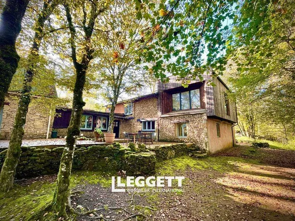 Maison 5 pièces 146 m²