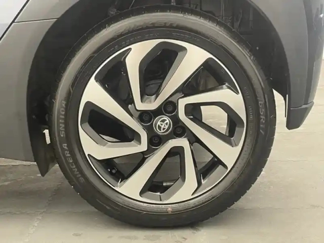 Toyota Aygo 1.0 72 design — photo 9