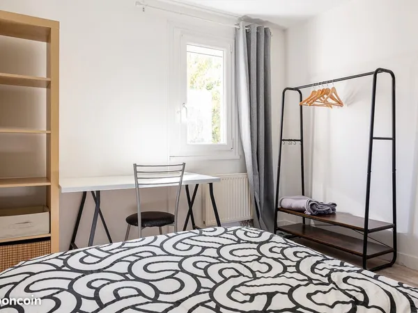 Chambre chez l'habitant maison rénovée et calme
