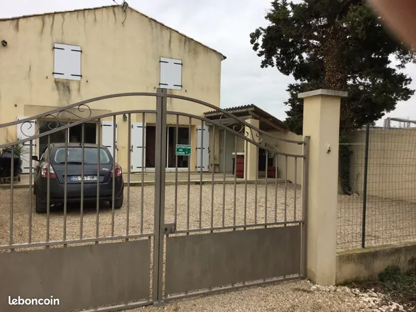Location appartement route des Vigneres Cavaillon