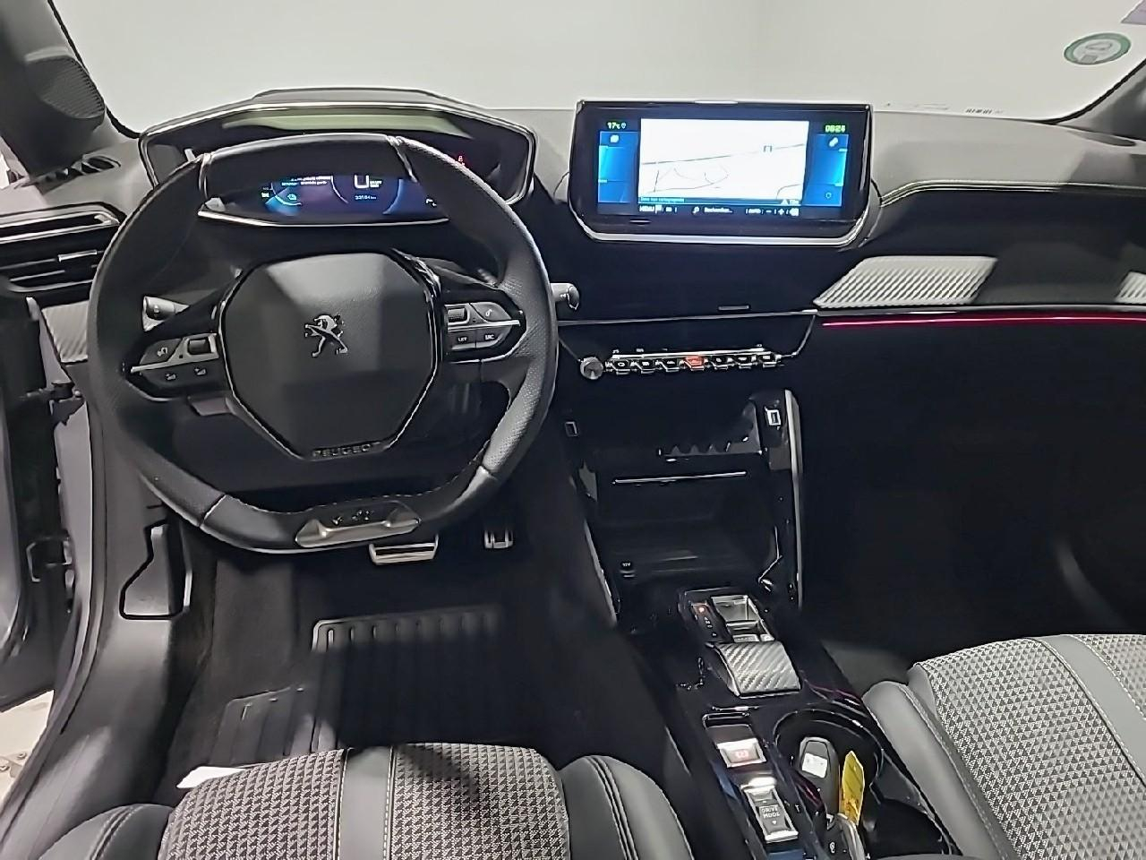 Peugeot 208 electrique 50 kwh 136ch gt — photo 12