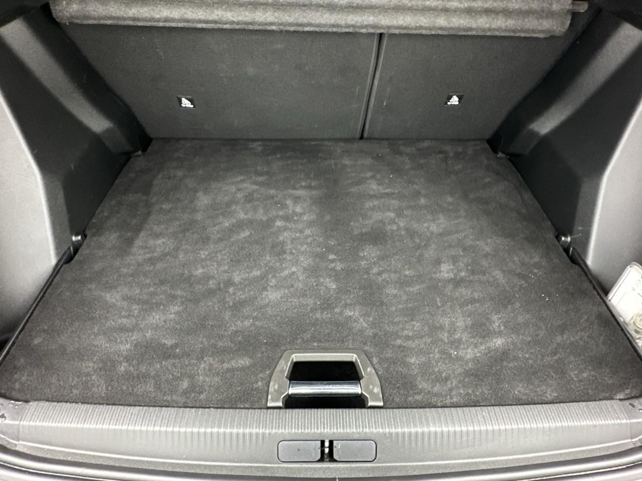 Peugeot 2008 puretech 130 s&s bvm6 allure — photo 6