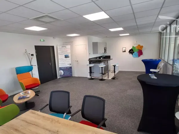 A VENDRE à Blois, Bureaux 85m²