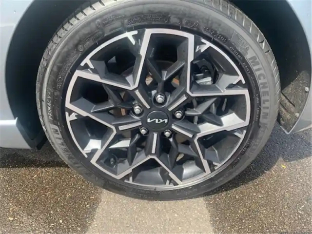 Kia Ceed 1.5 t-gdi 140 ch dct7 — photo 8
