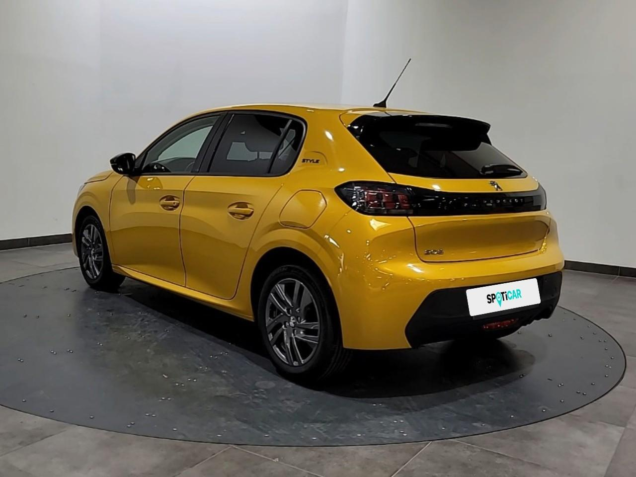 Peugeot 208 puretech 100 s&s bvm6 style — photo 3