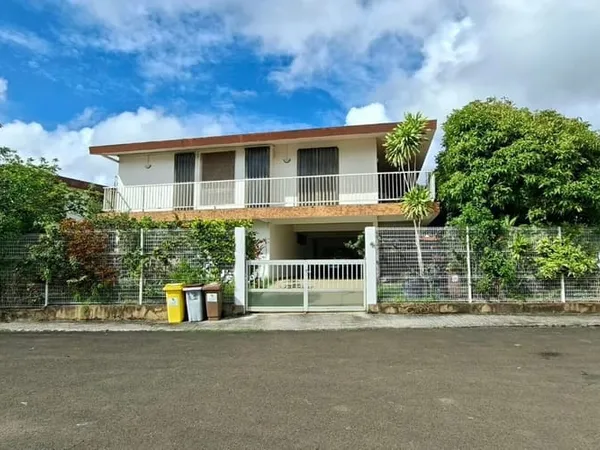 Maison 5 pièces 140 m²