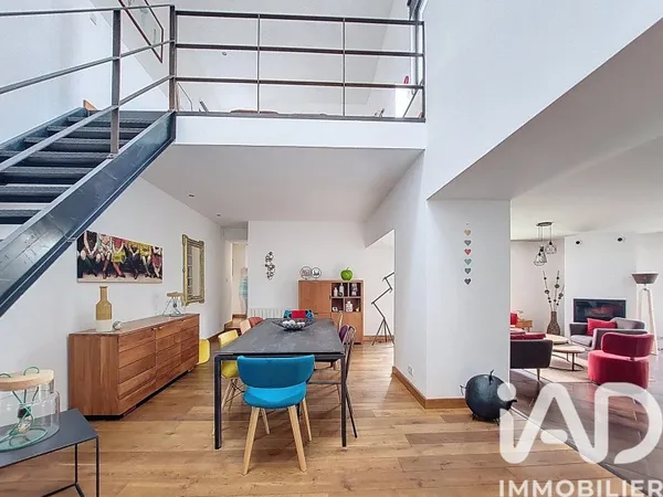Maison 6 pièces 197 m²