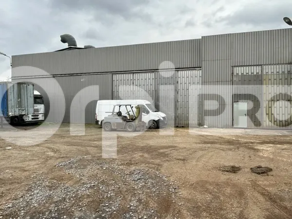 Local d'activité 3000 m²