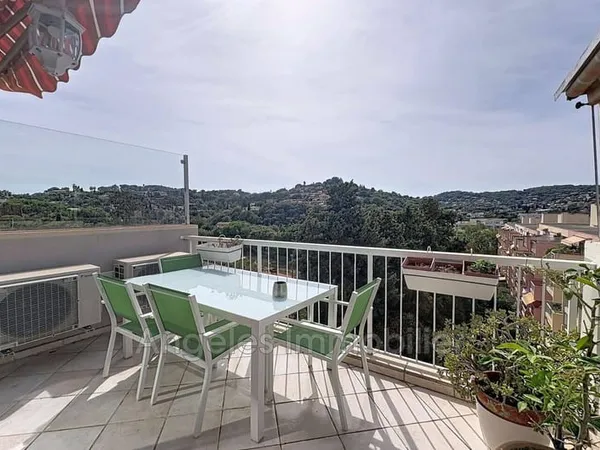 Appartement 3 pièces 82 m²