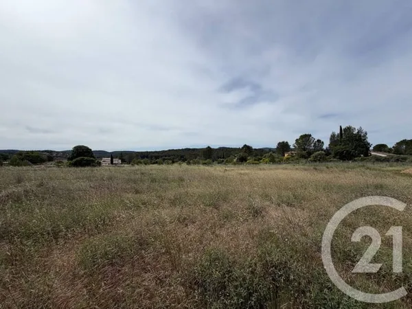 Terrain constructible 1103 m²
